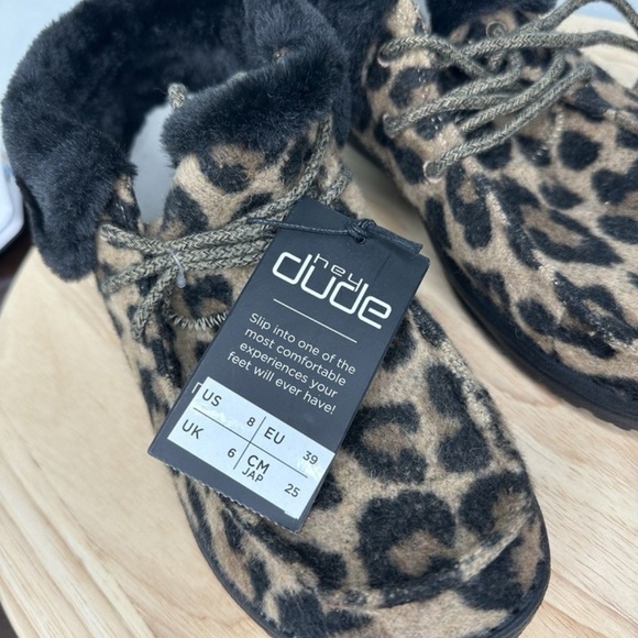 Hey Dude Britt Leo Nut Ankle Bootie Leopard Print Slip On Shoes Women's Sz 8 NEW - Picture 5 of 6